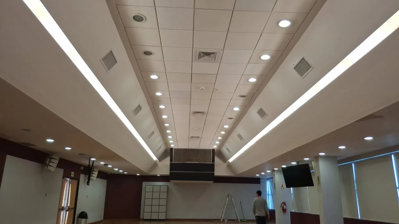 Cambio de Parquet / Luces - San Miguel